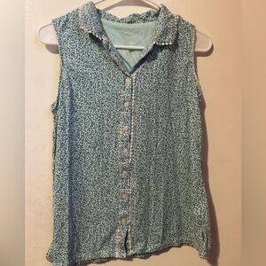 Secret Treasures sleepwear women’s Floral Sleeveless Button-Up Top size M